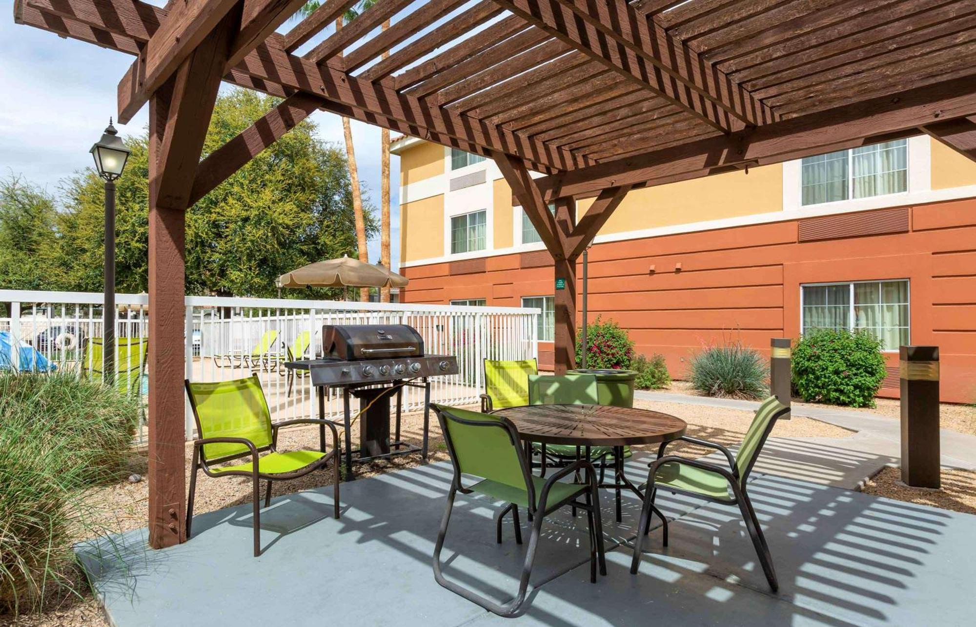 Extended Stay America Suites - Phoenix - Scottsdale Exteriör bild